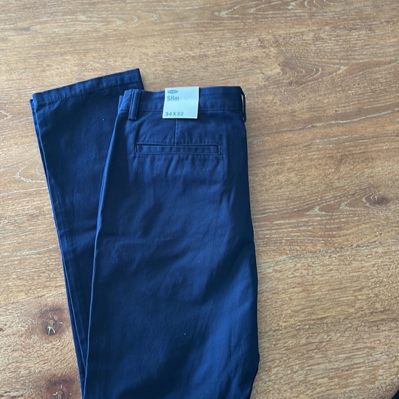 Old Navy pants. Navy 34x32. New - Picture 2 of 2